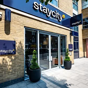 Aparthotel Staycity Greenwich High Road, Londra