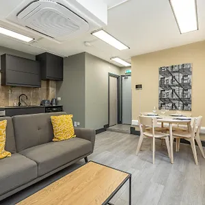 Charming 1br Flats In The Heart Of Of Apartment