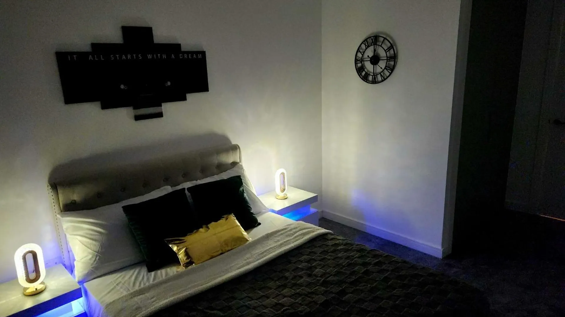 Homestay Swiftprop Apartment London